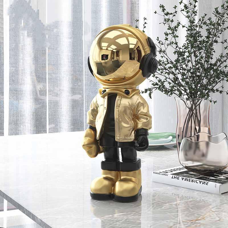 Celeste Astronaut Statue – Cosmic Decor for Modern & Space