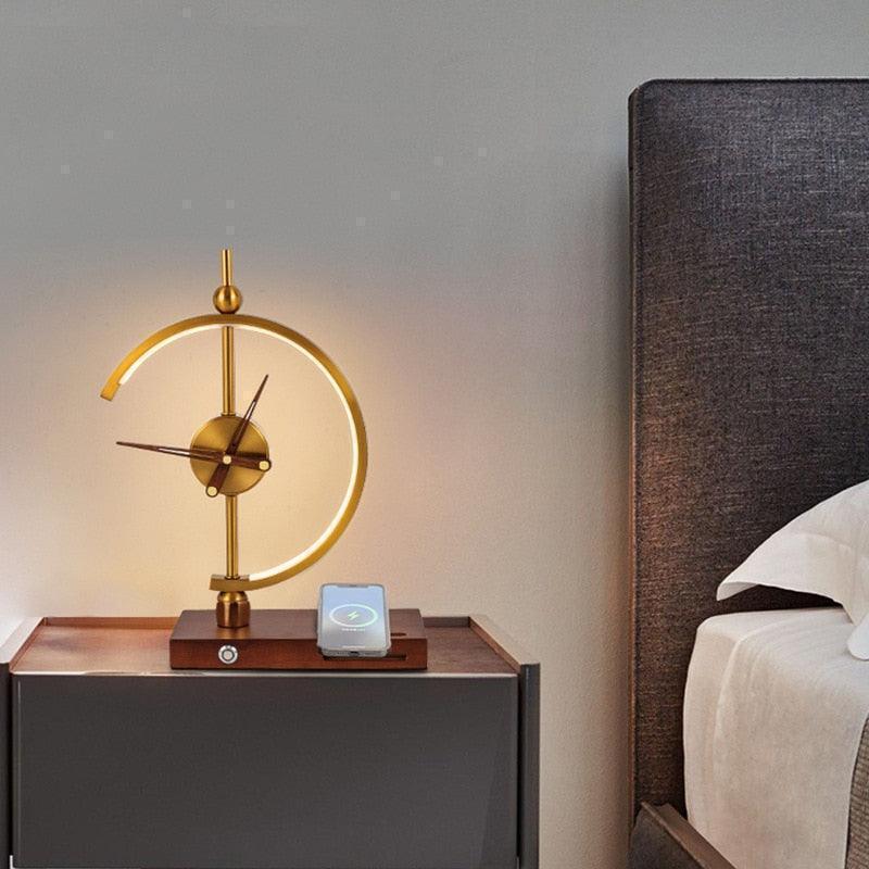 Klaik Golden Clock Table Lamp - Wireless Charger - BLISOME