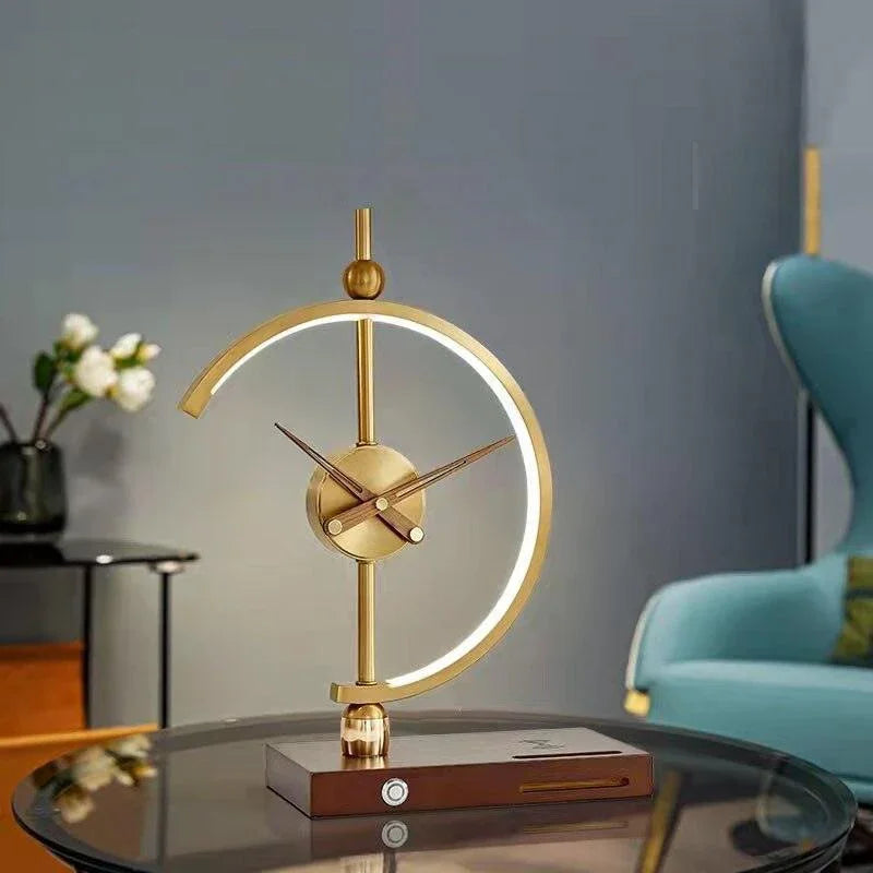 Klaik Golden Clock Table Lamp - Wireless Charger - BLISOME