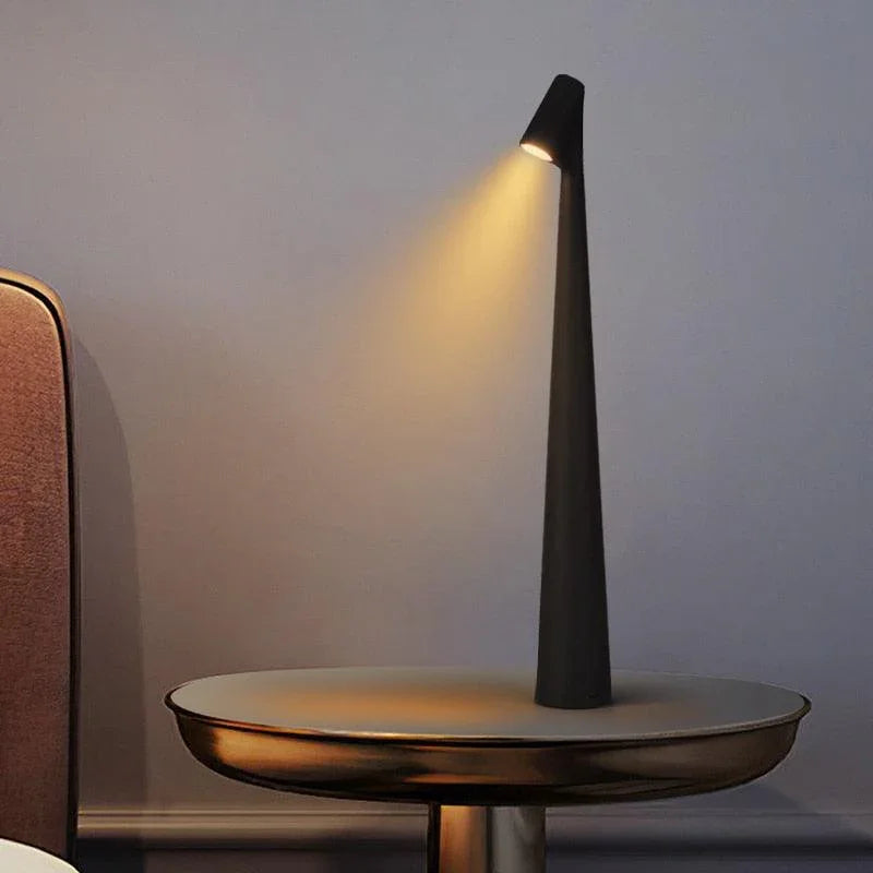 Entro Minimalist Rechargeable Lamp - BLISOME