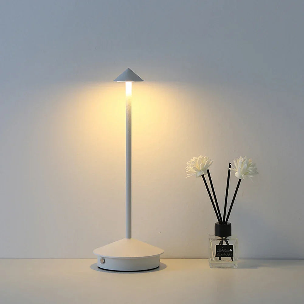 Alan Arrow Rechargeable Table Lamp - BLISOME