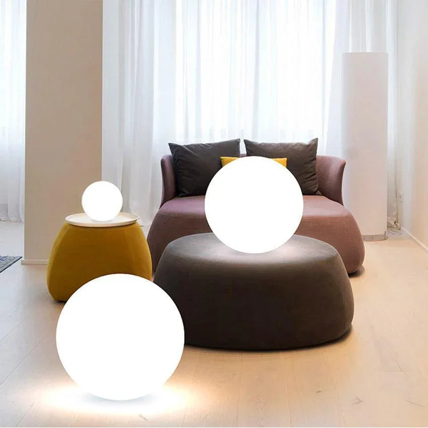 Bello Globe Outdoor Indoor Rechargeable Lamp – Versatile Lighting