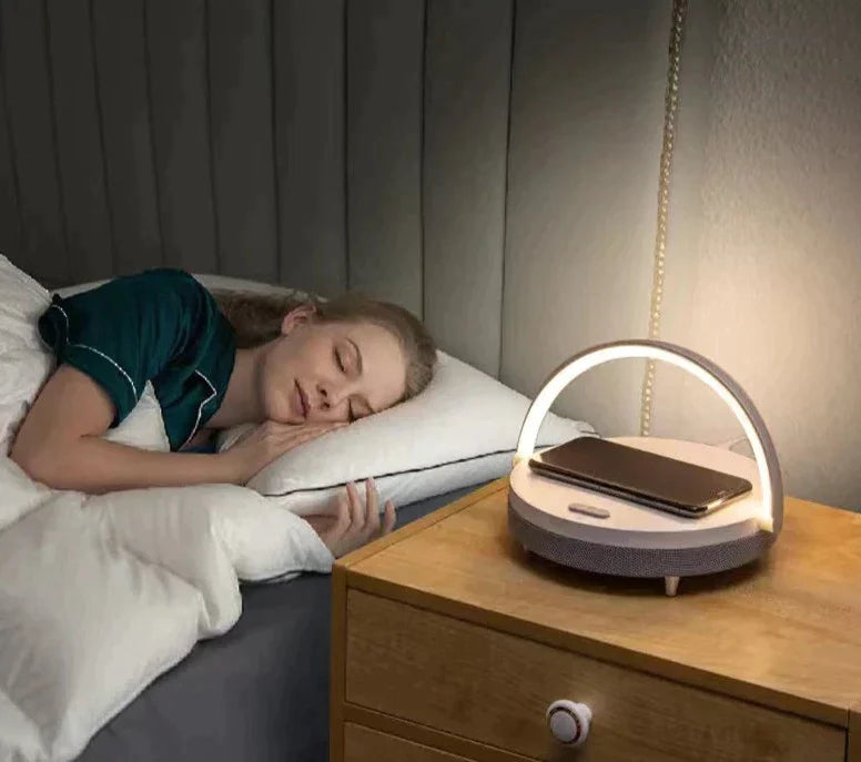 Benex Modern Smart Lamp - Wireless Charger - BLISOME