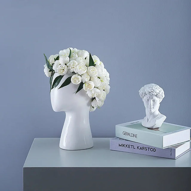 BLOOMIN Head Vase – Modern Ceramic Flower Sculpture