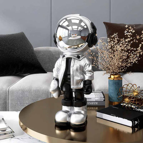 Celeste Astronaut Statue - BLISOME