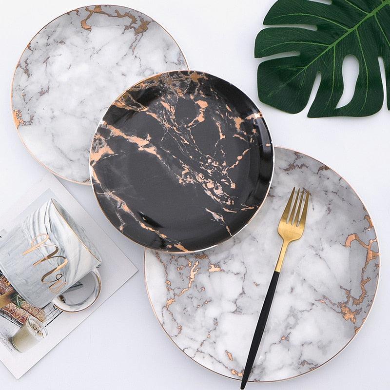 Crimson Plate Collection – Bold, Elegant Dinnerware