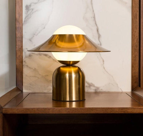 Lilly Lady Golden Table Lamp - BLISOME