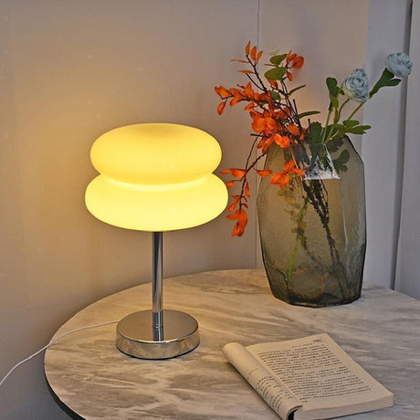 Lucy Stained Glass Retro Table Lamp - BLISOME