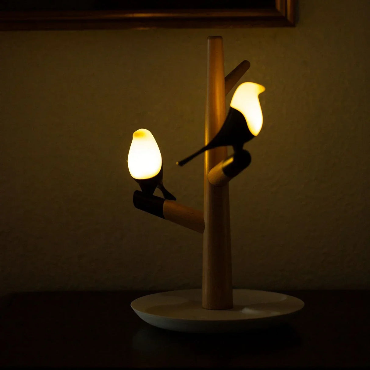Perch Table Lamp - Wireless Charger - BLISOME