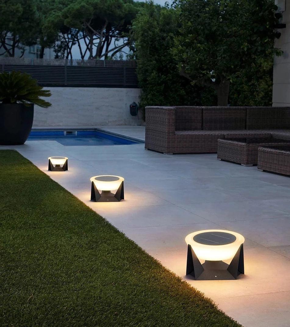 SOLARIUM Outdoor Solar Lamp - BLISOME