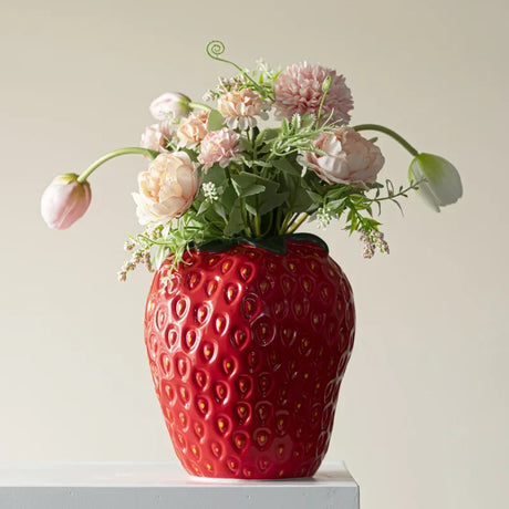 Strawberry Bliss Ceramic Vase – Playful Fruit-Inspired Decor