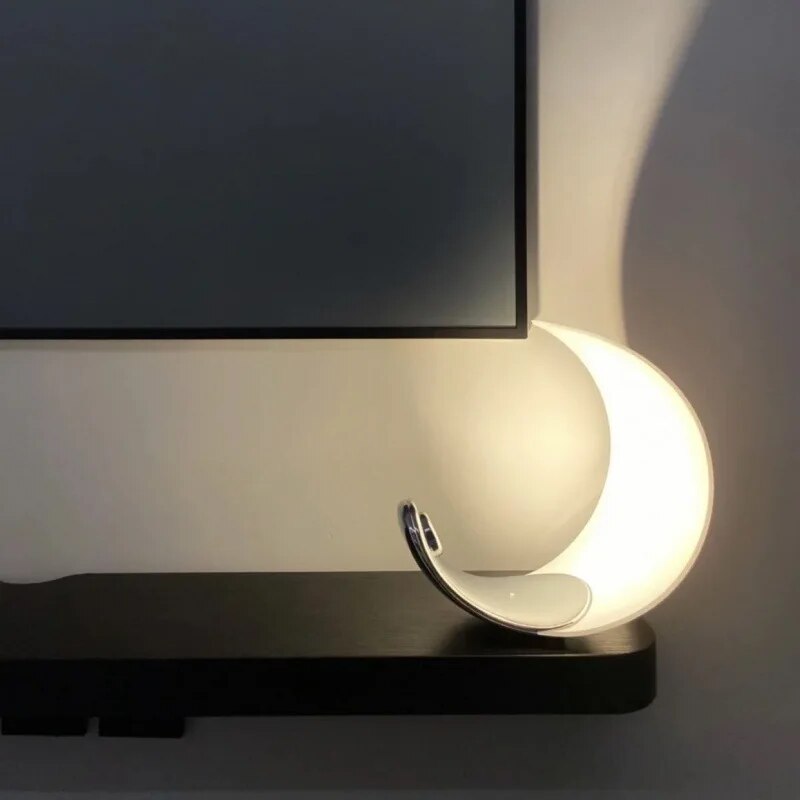 Astral Crescent Moon Lamp - BLISOME