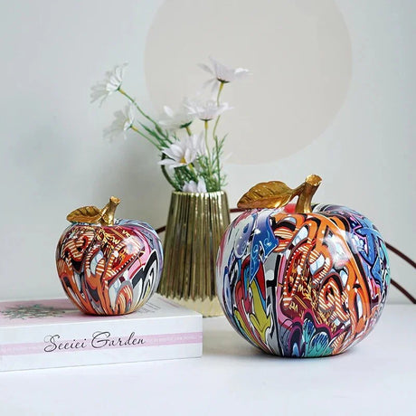 Graffiti Luxe Apple Statue – Bold Pop Art Sculpture